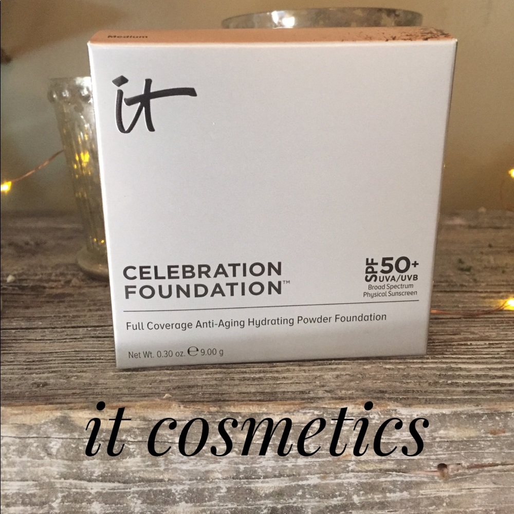 NIB IT cosmetics celebration foundation medium